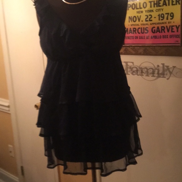 Wet seal navy blue sleeveless top - Picture 2 of 4